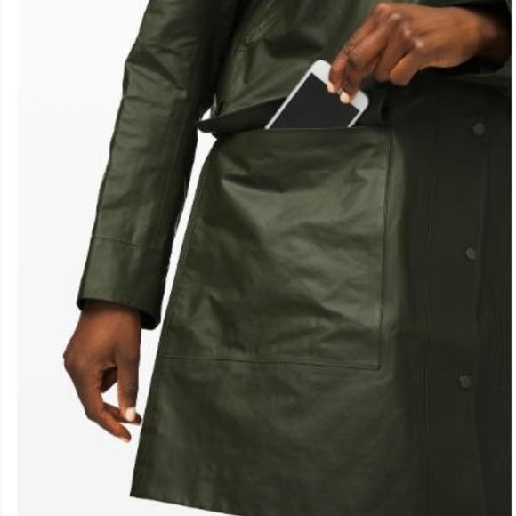 Lululemon Into the Drizzle Jacket - Picture 7 of 10